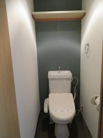 ヴィラ森林公園の物件内観写真